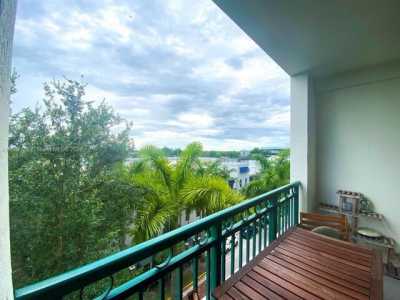 Home For Sale in Plantation, Florida