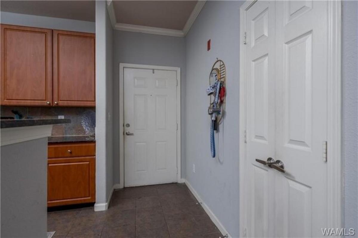 Picture of Home For Sale in Tuscaloosa, Alabama, United States