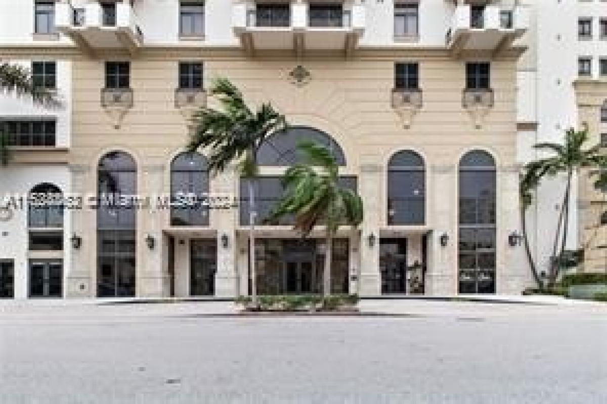 Picture of Home For Sale in Coral Gables, Florida, United States