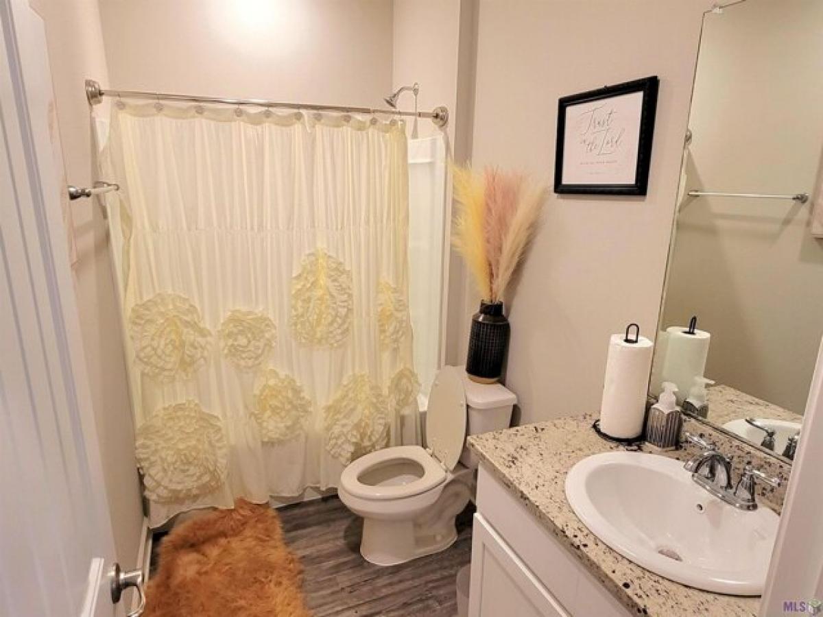 Picture of Home For Sale in Gonzales, Louisiana, United States