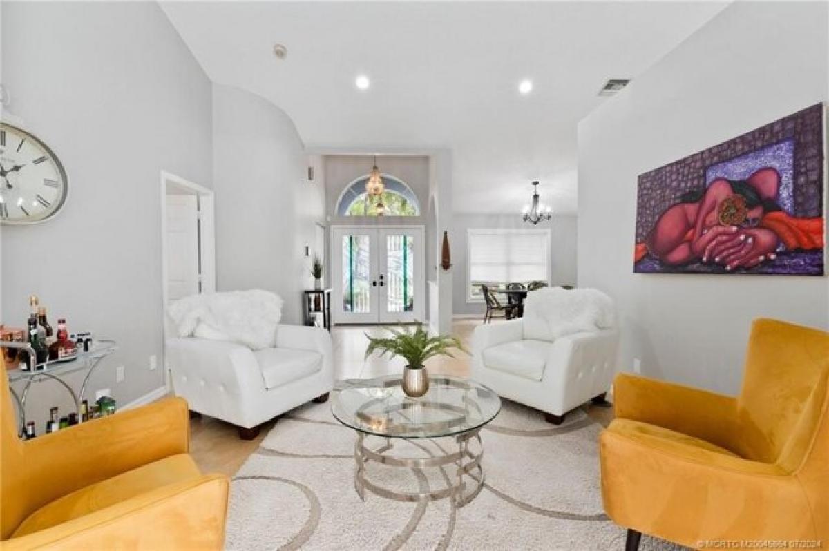 Picture of Home For Sale in Palm City, Florida, United States