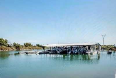 Home For Sale in Runaway Bay, Texas