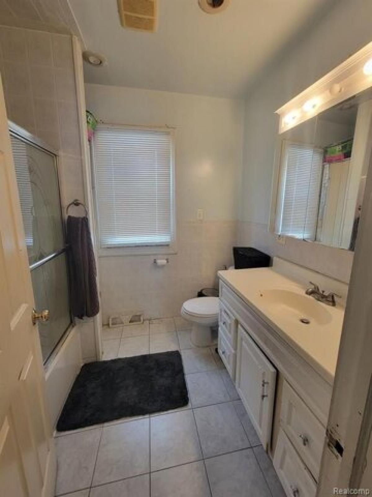 Picture of Home For Sale in Dearborn, Michigan, United States