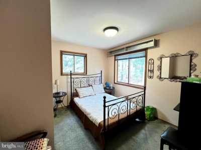 Home For Sale in Bushkill, Pennsylvania