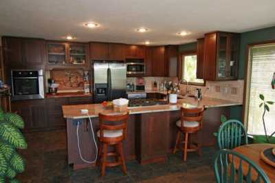 Home For Sale in Nine Mile Falls, Washington