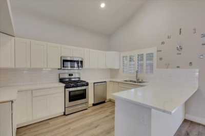 Home For Sale in Elk Grove, California