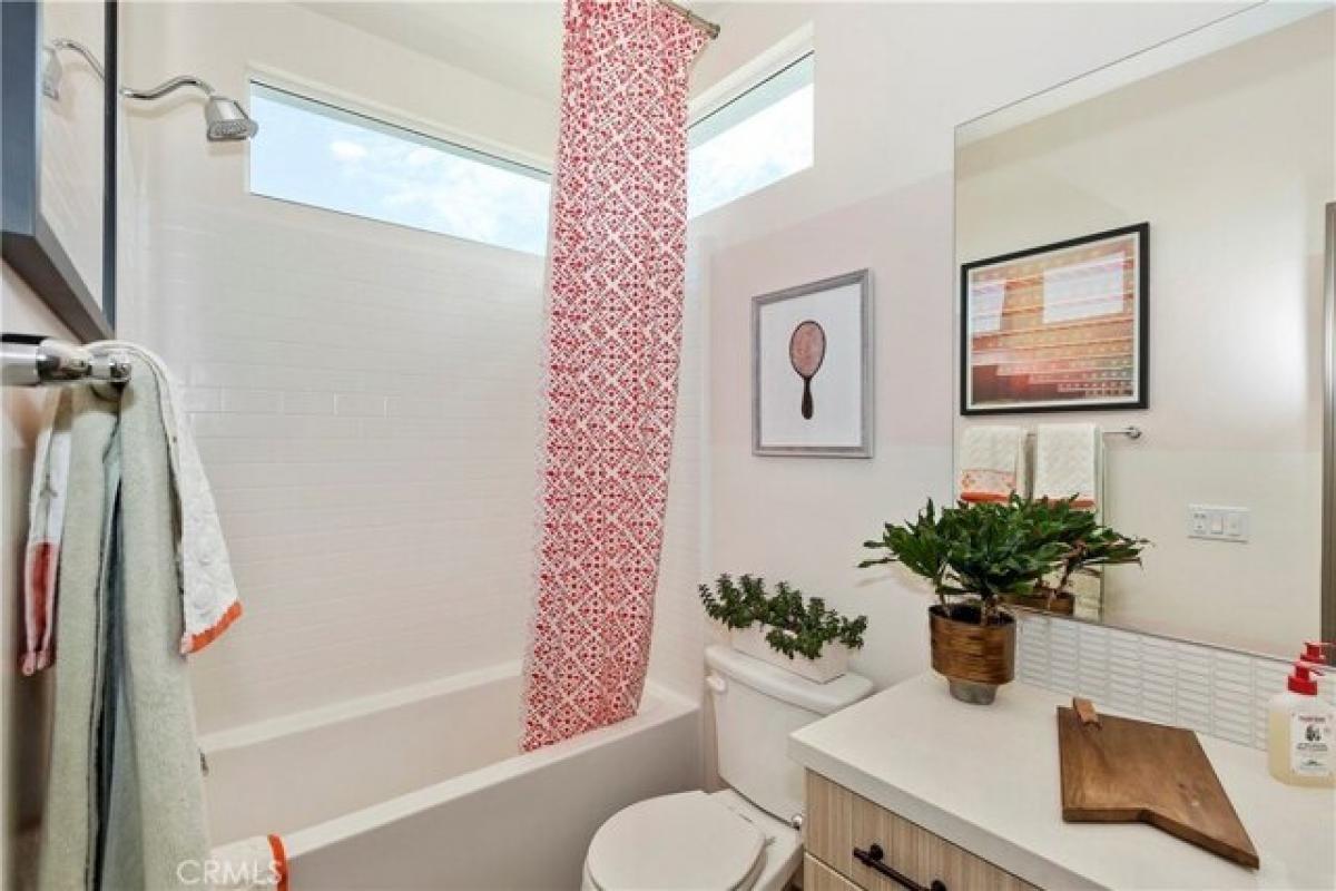 Picture of Home For Sale in Rancho Cucamonga, California, United States