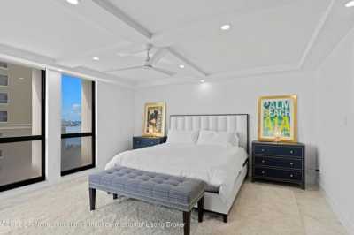 Home For Sale in Riviera Beach, Florida