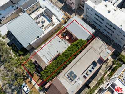 Home For Sale in Beverly Hills, California