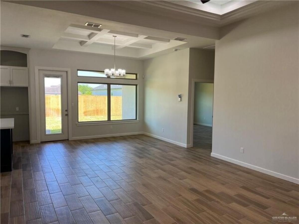 Picture of Home For Sale in McAllen, Texas, United States