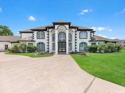 Home For Sale in Missouri City, Texas