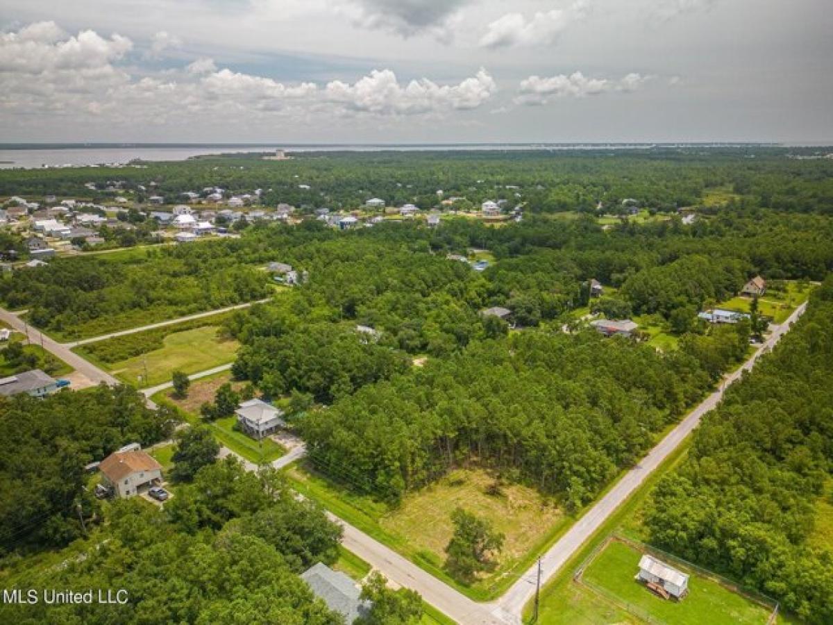 Picture of Residential Land For Sale in Bay Saint Louis, Mississippi, United States
