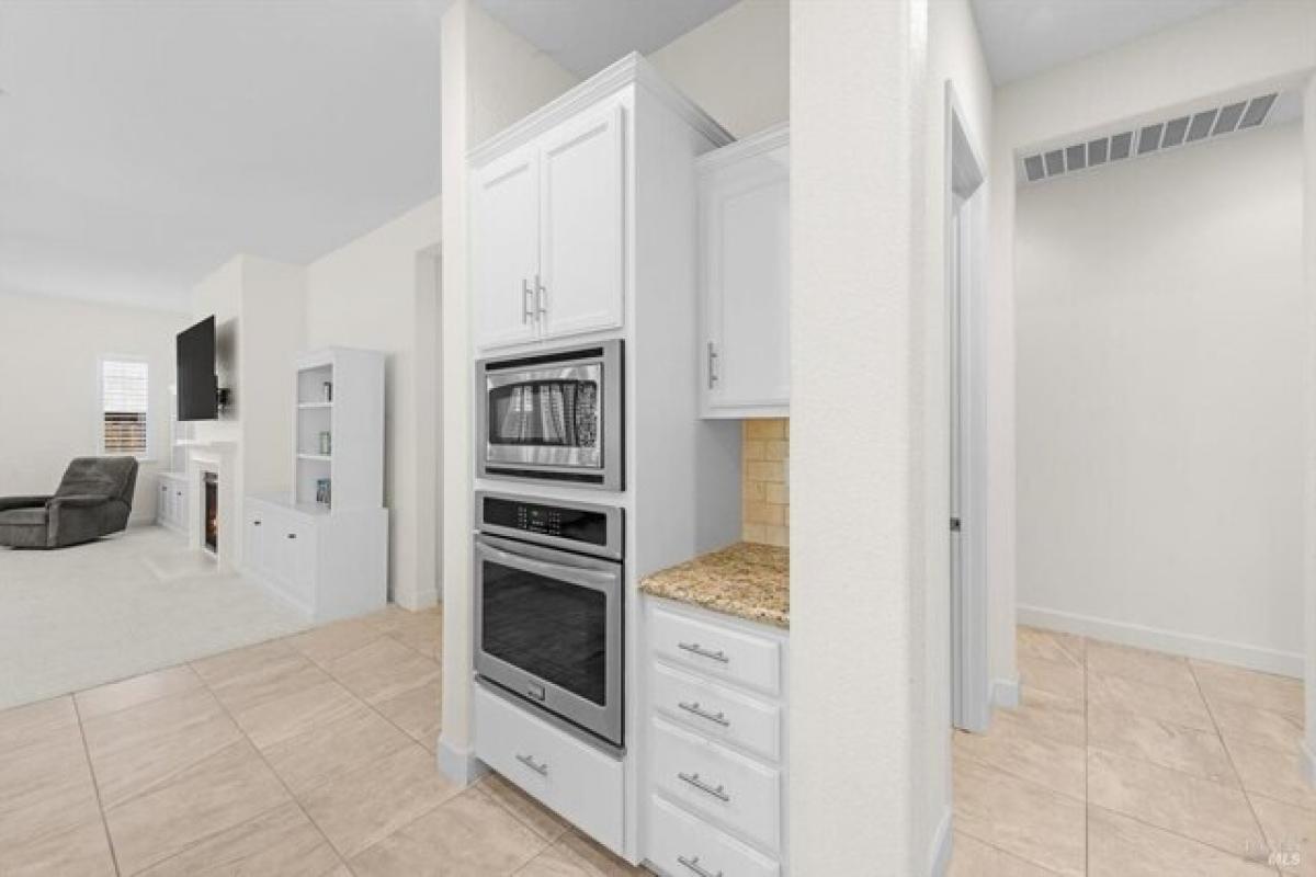 Picture of Home For Sale in Vacaville, California, United States