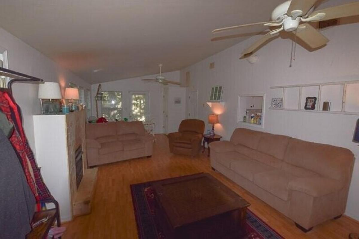 Picture of Home For Sale in Freeport, Florida, United States