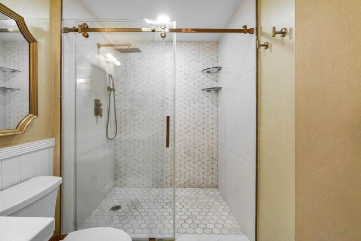 Picture of Home For Sale in Lantana, Florida, United States