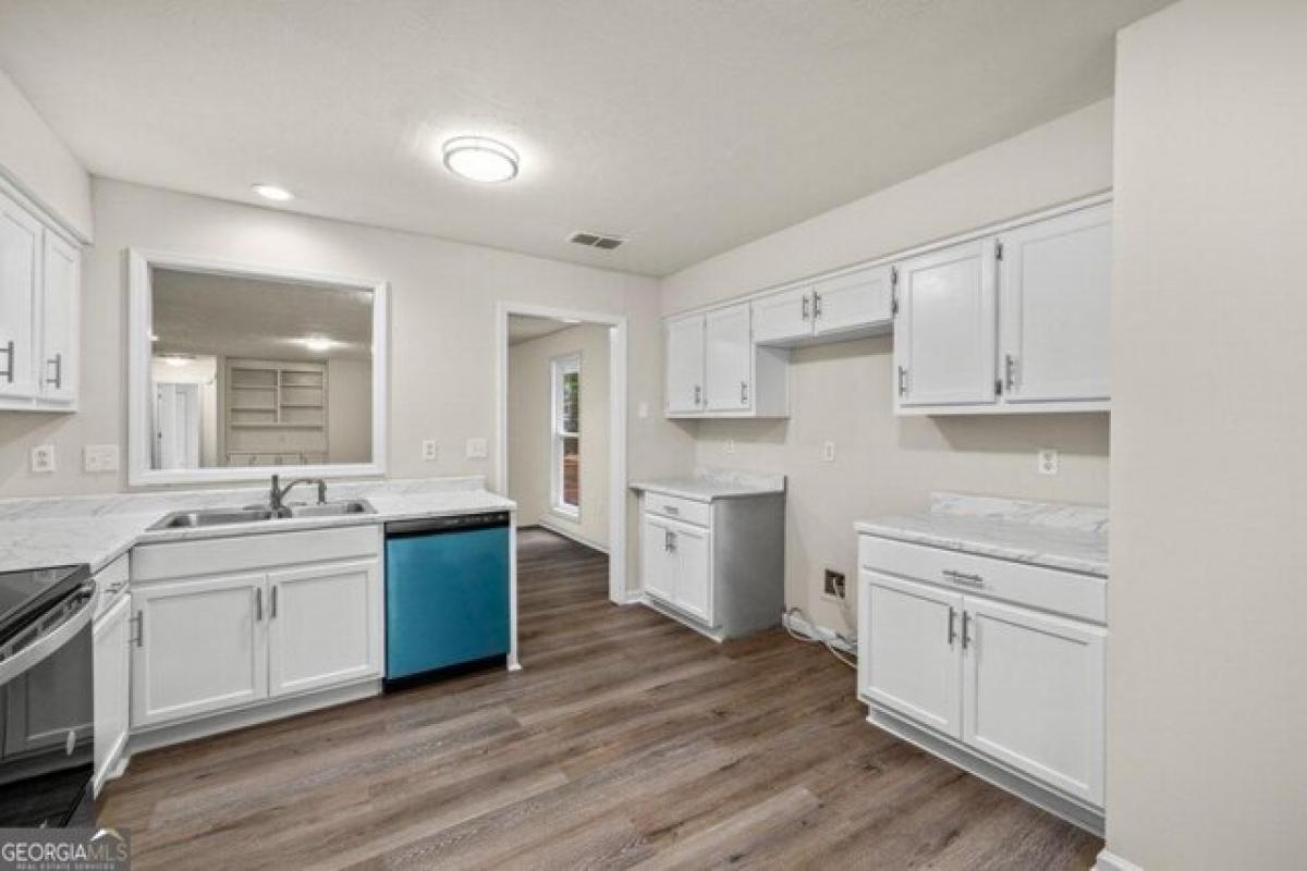 Picture of Home For Sale in Jonesboro, Georgia, United States