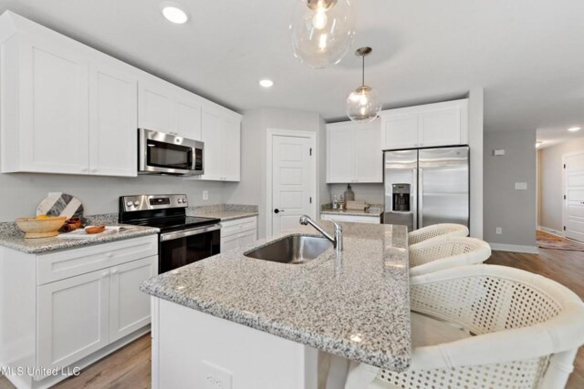 Picture of Home For Sale in Gulfport, Mississippi, United States