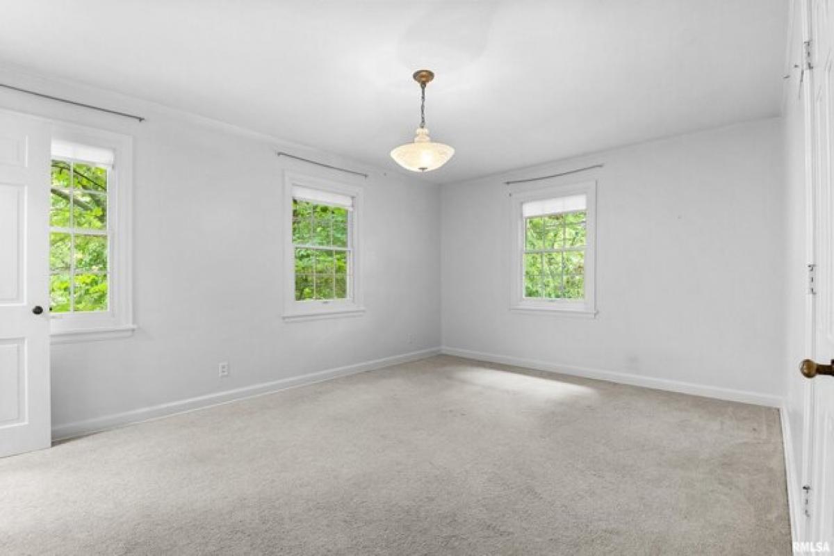 Picture of Home For Sale in Peoria, Illinois, United States