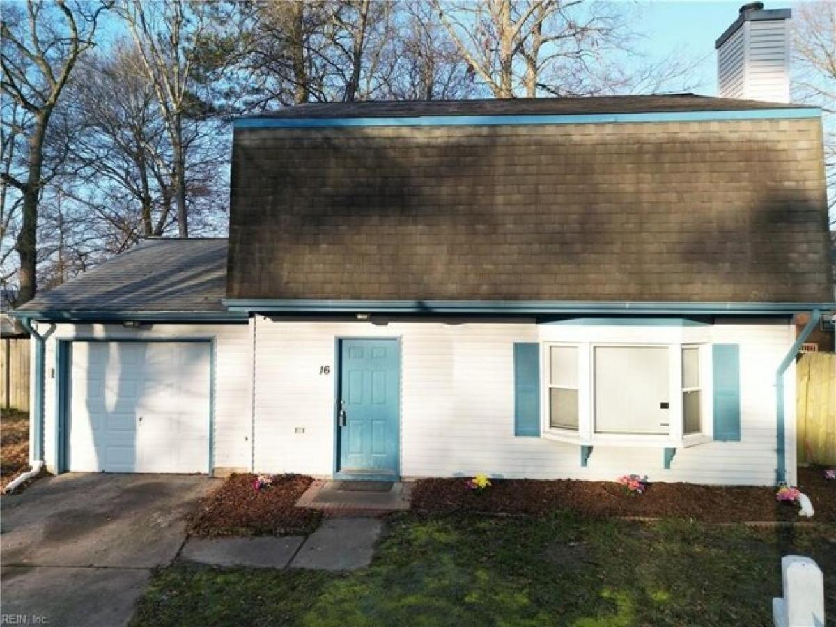 Picture of Home For Sale in Hampton, Virginia, United States