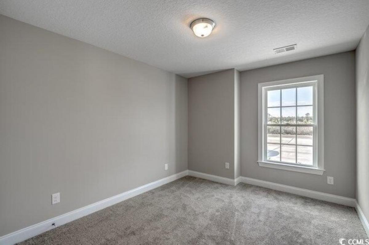 Picture of Home For Sale in Loris, South Carolina, United States