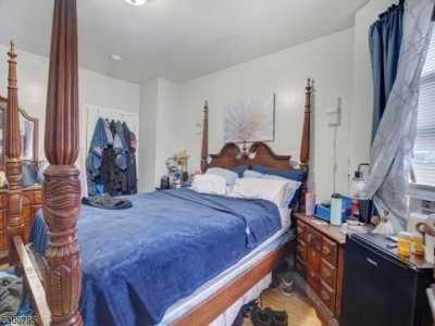 Home For Sale in Newark, New Jersey