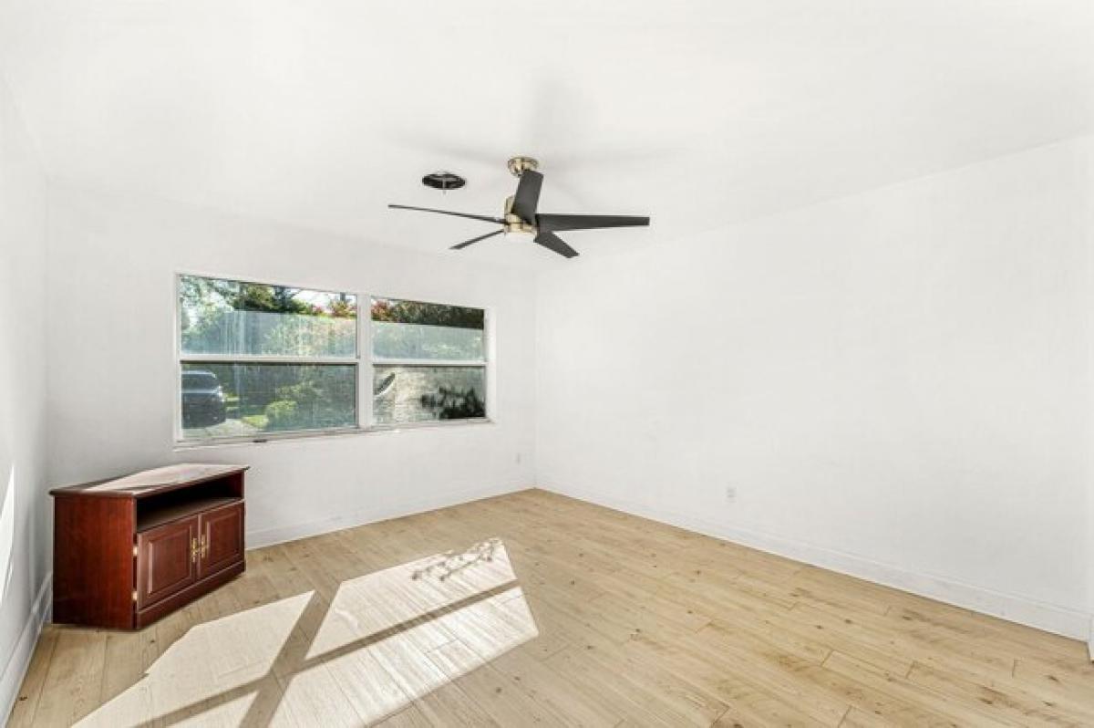 Picture of Home For Sale in Indialantic, Florida, United States