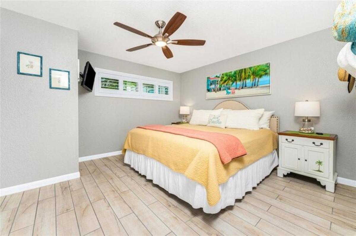 Picture of Home For Sale in Englewood, Florida, United States