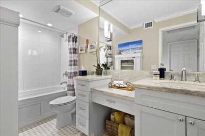 Home For Sale in Palm Beach Gardens, Florida