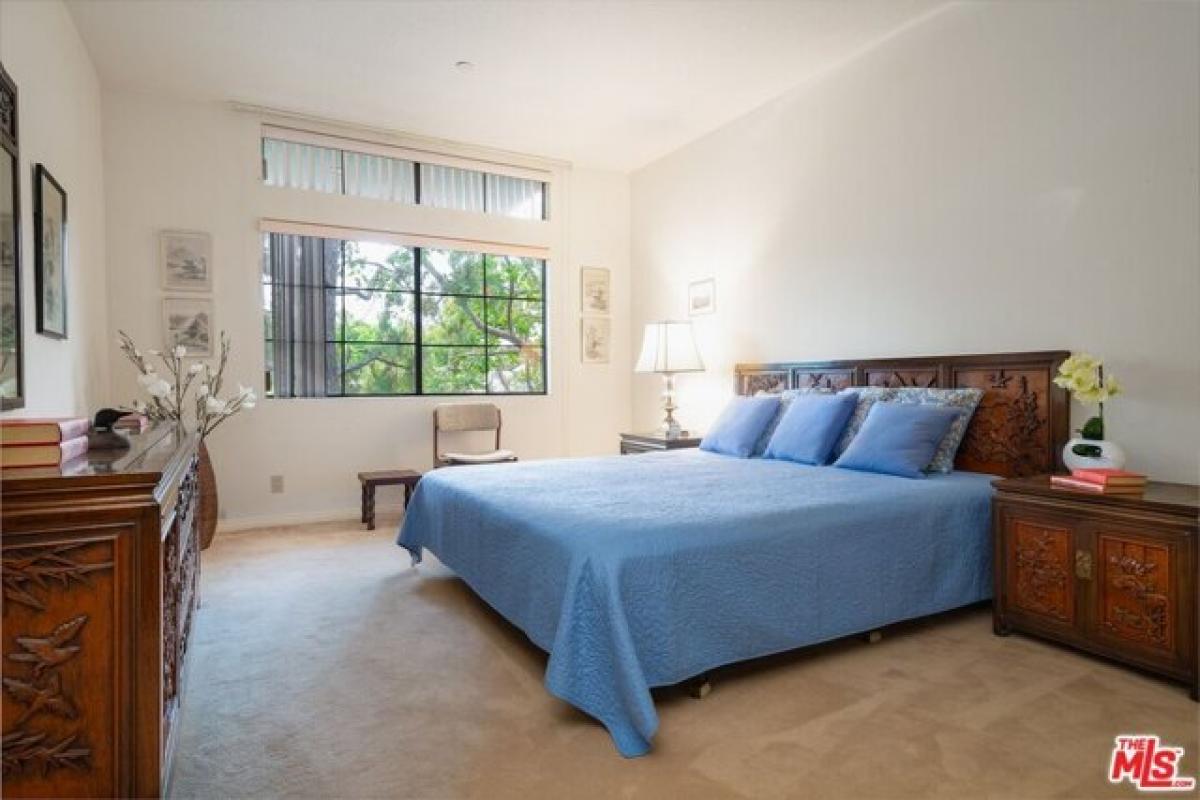 Picture of Home For Sale in Beverly Hills, California, United States