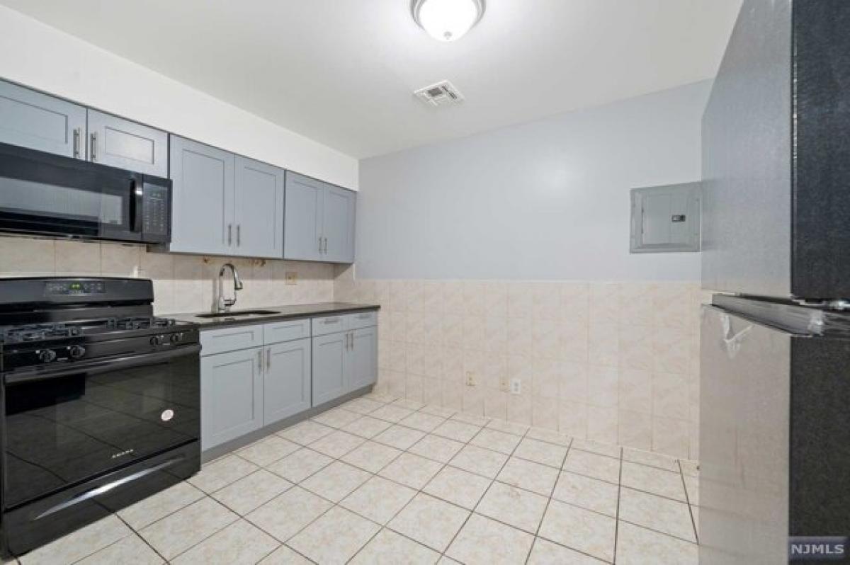 Picture of Apartment For Rent in Newark, New Jersey, United States