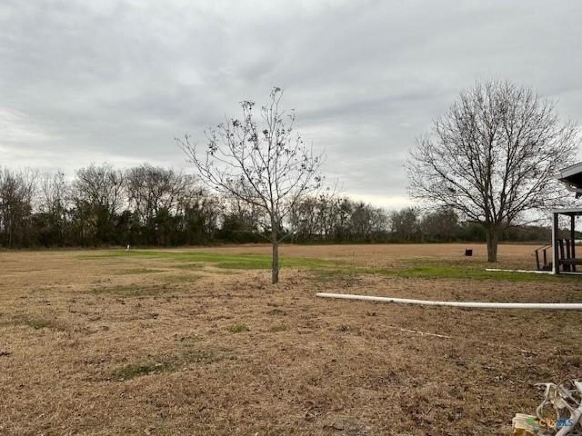 Picture of Home For Sale in Seguin, Texas, United States