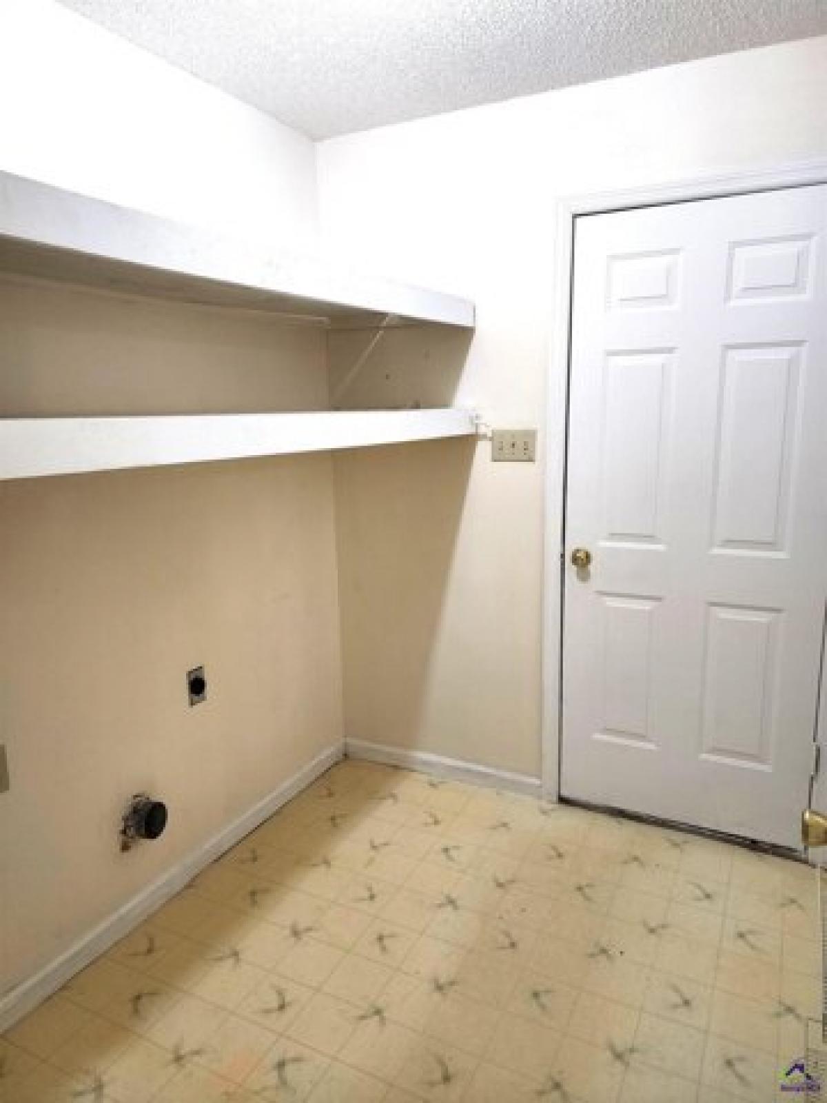 Picture of Home For Sale in Warner Robins, Georgia, United States