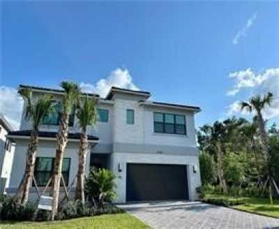 Home For Sale in Estero, Florida
