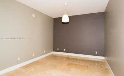 Home For Rent in North Miami, Florida