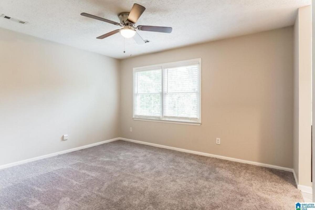 Picture of Home For Sale in Alabaster, Alabama, United States