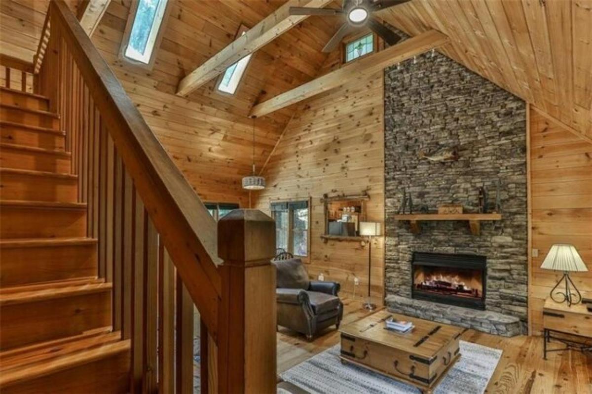 Picture of Home For Sale in Ellijay, Georgia, United States