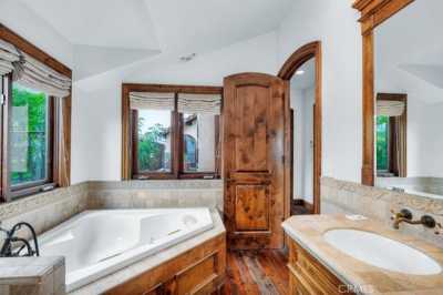 Home For Sale in Newport Beach, California