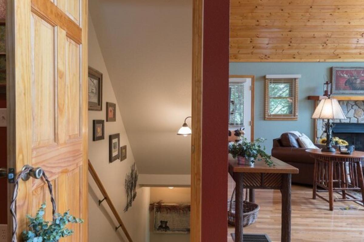 Picture of Home For Sale in Murphy, North Carolina, United States