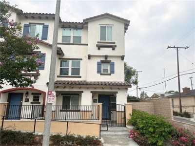 Home For Sale in Fullerton, California