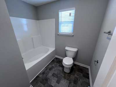 Home For Sale in La Vergne, Tennessee