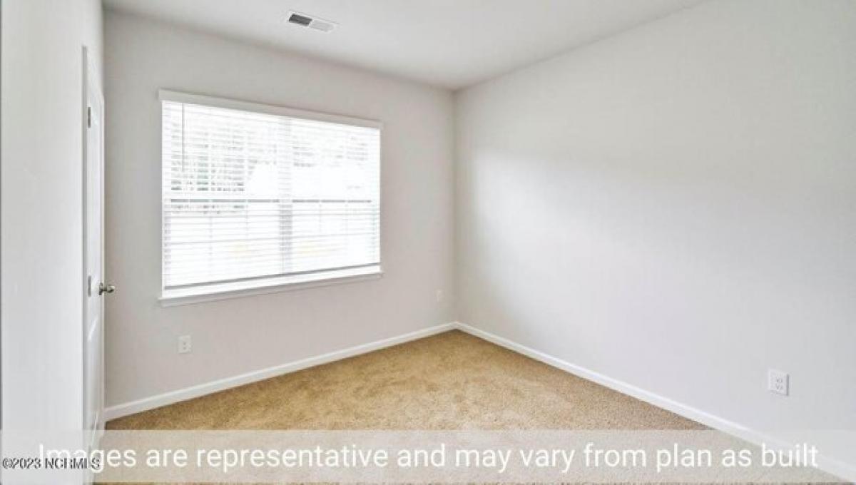 Picture of Home For Sale in New Bern, North Carolina, United States