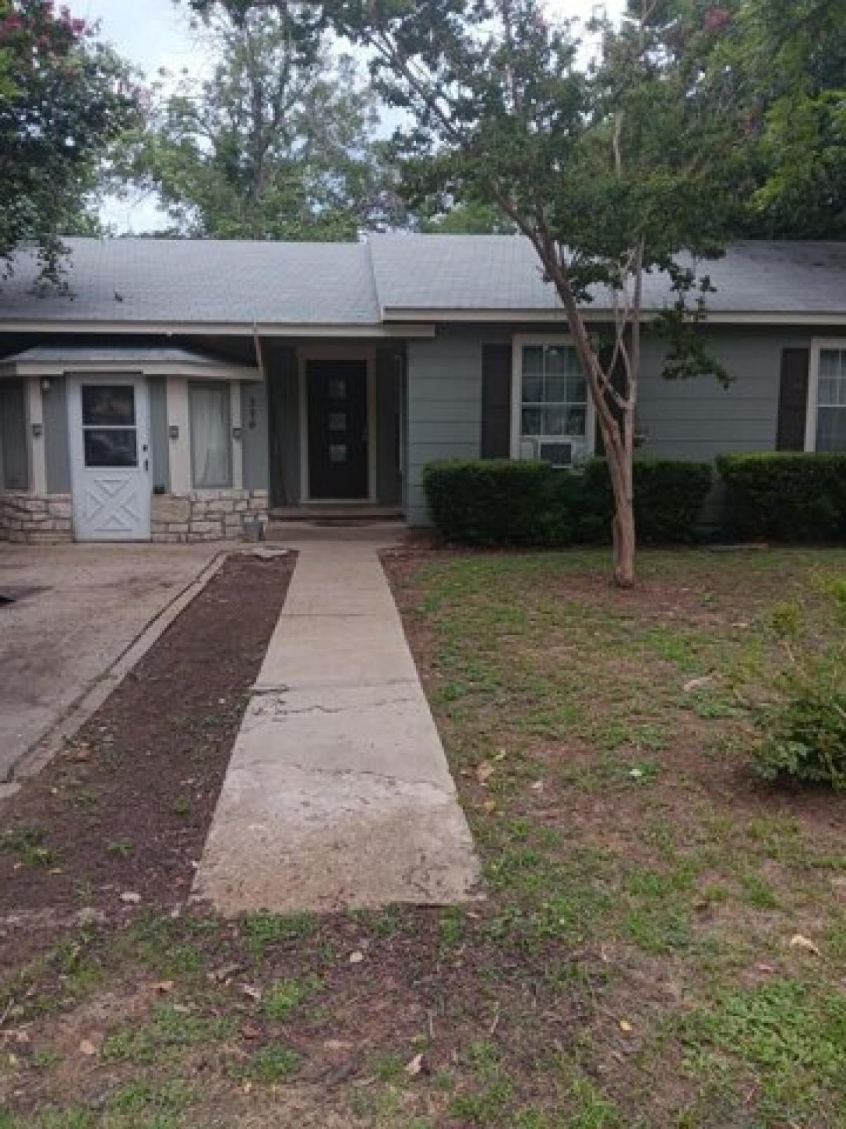 Picture of Home For Sale in Fredericksburg, Texas, United States