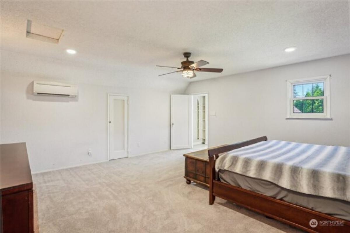 Picture of Home For Sale in Tacoma, Washington, United States