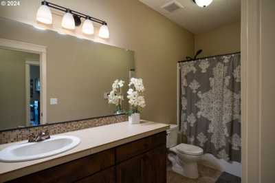 Home For Sale in McMinnville, Oregon