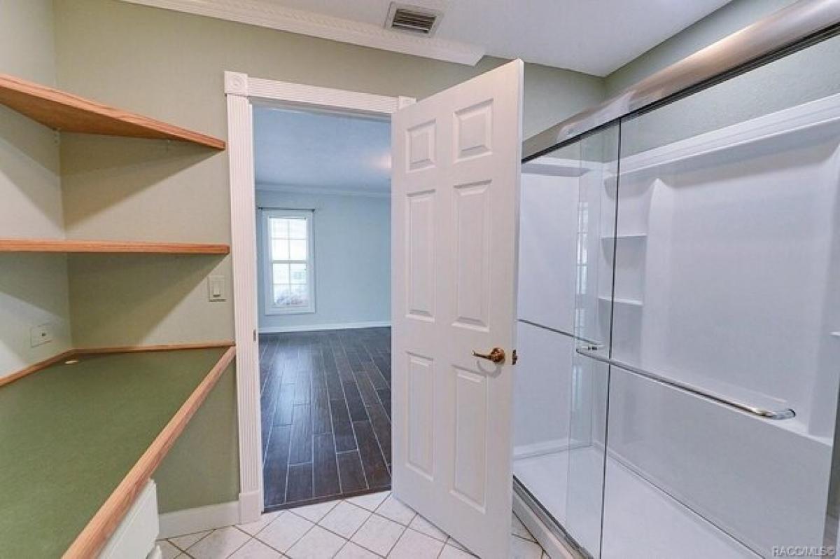 Picture of Home For Sale in Crystal River, Florida, United States