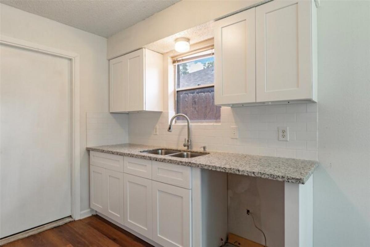 Picture of Home For Sale in La Porte, Texas, United States