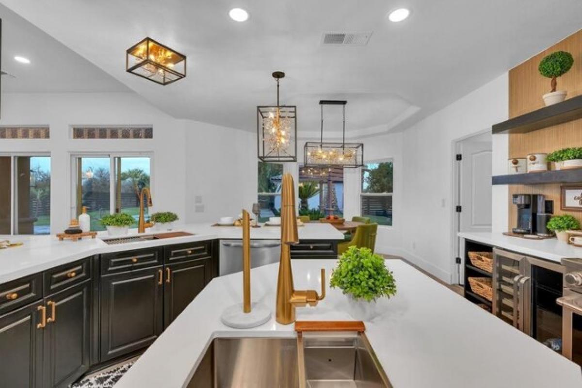 Picture of Home For Sale in Clovis, California, United States