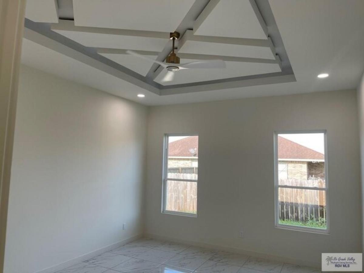 Picture of Home For Sale in Brownsville, Texas, United States