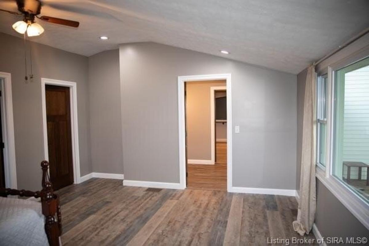 Picture of Home For Sale in Hanover, Indiana, United States