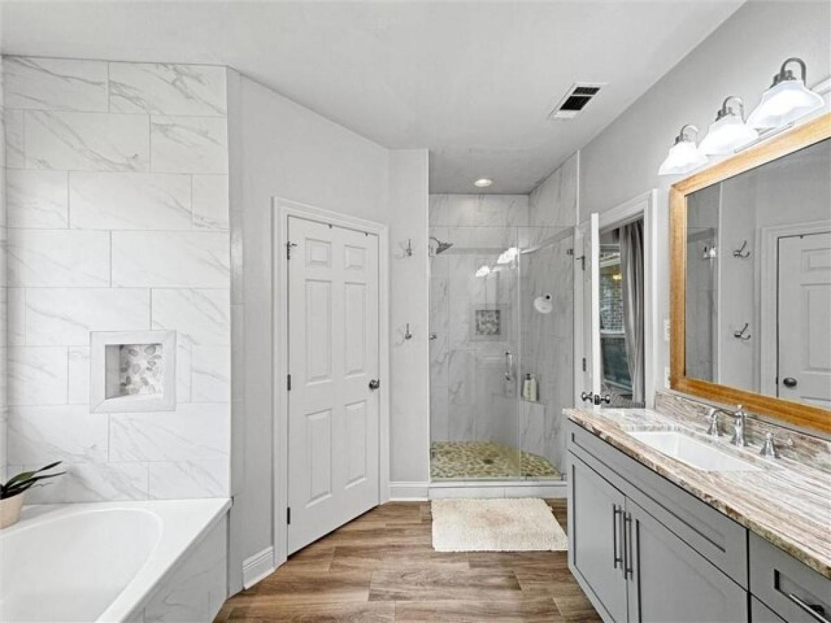 Picture of Home For Sale in Mandeville, Louisiana, United States